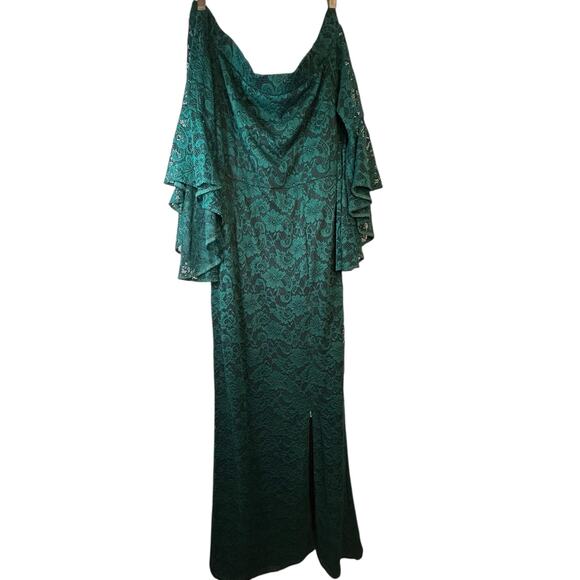 Vfshow VfEmage Womens  Green Lace Off Shoulder Bell Sleeve Gown  - Size XL - Picture 12 of 13